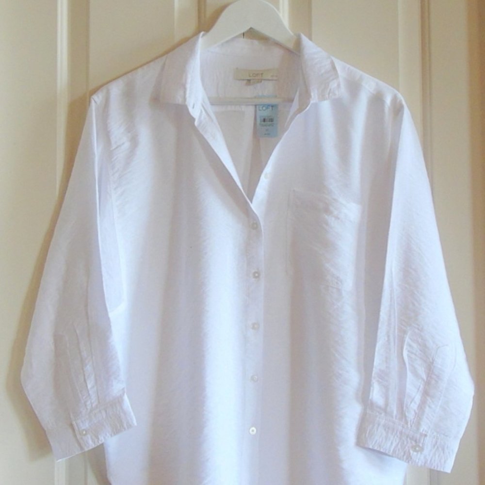 LOFT Bright White Shirt Medium Petite